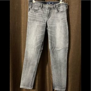 Grey wash Hollister Crop denim jeans size 9